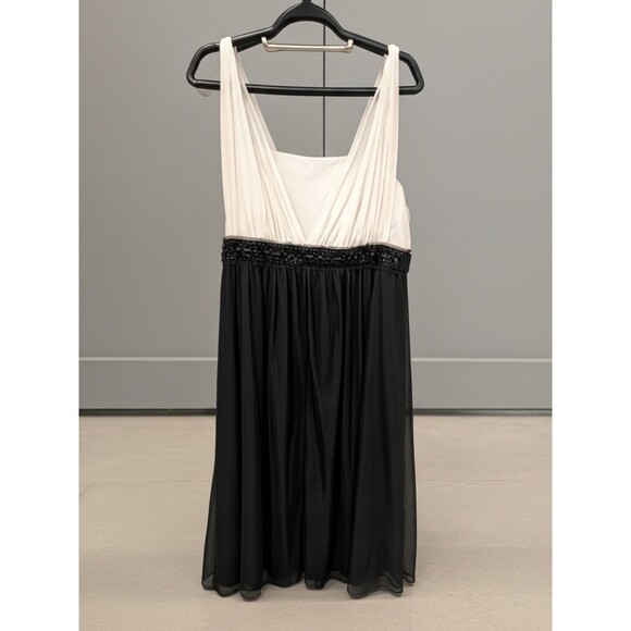 Jessica Howard Dresses & Skirts - JESSICA HOWARD Womens Black & Cream Evening Occasion Cocktail Dress - Sz 16